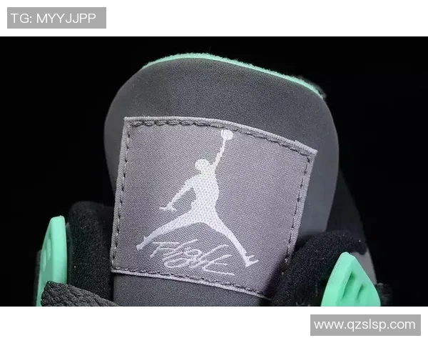 aj4足球明星的传奇之路与未来发展展望