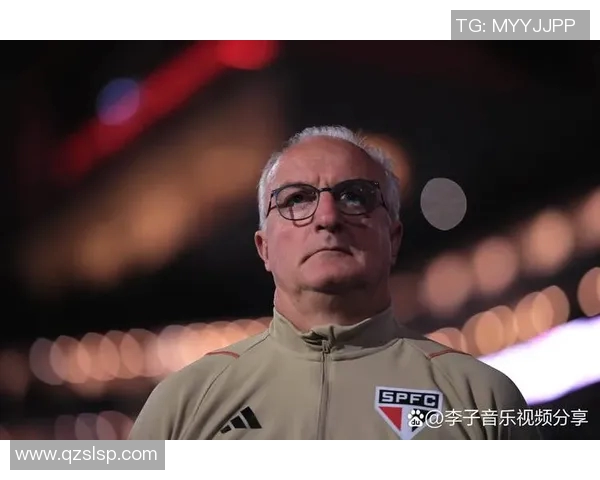 98摩洛哥足球明星哈吉的传奇人生与足球之路探索