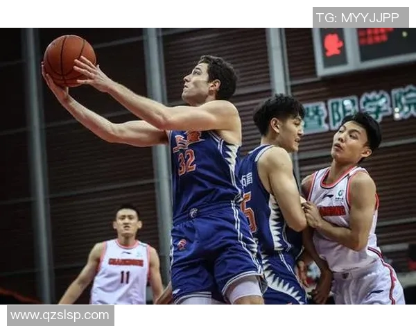 上海篮球队区域防守创新之路探索与实践分析