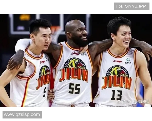 上海篮球队团队协作的创新变革与未来发展探讨