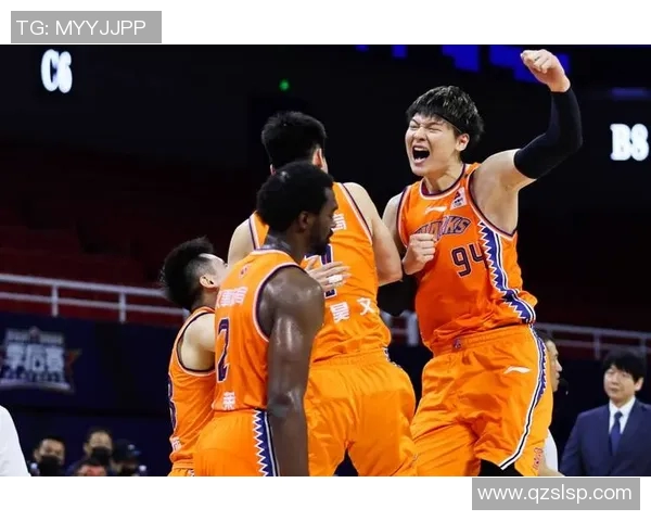 上海篮球队灵活性创新高引发热议助力球队崛起与发展